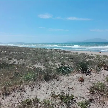 Joyfull Panoramic On Private Beach
